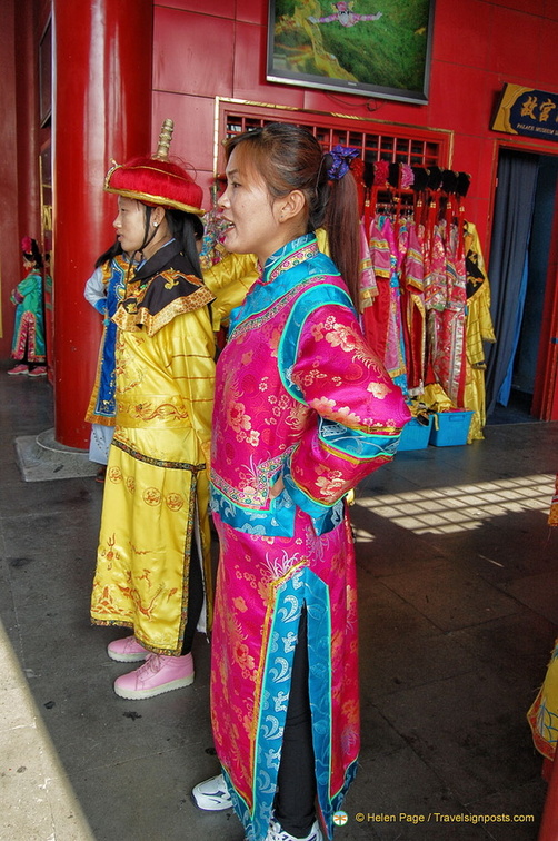 Rent a costume at the Forbidden City