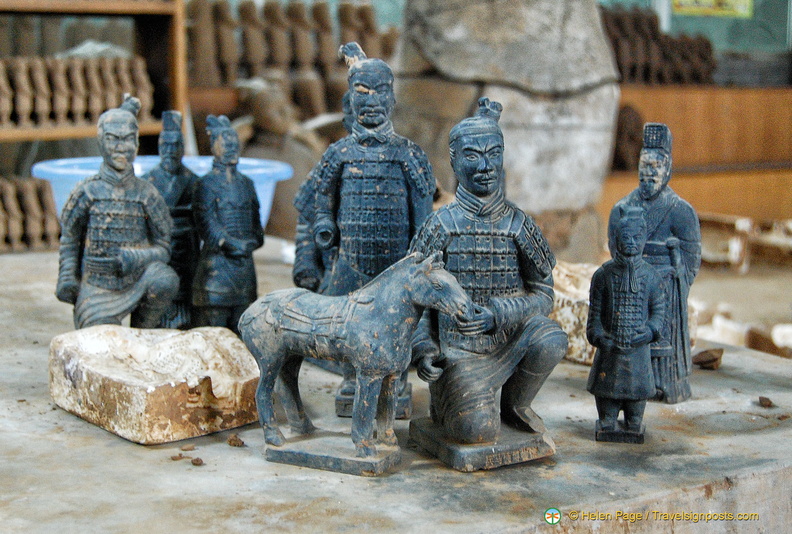 Samples of terracotta warriors and horse