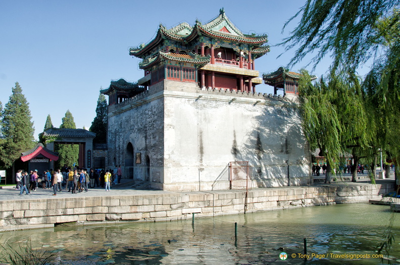 beijing-summer-palace-AJP4163.jpg