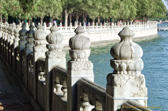 Decorative lakeside wall