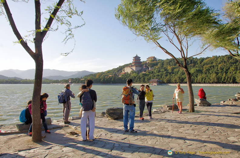 beijing-summer-palace-AJP4239.jpg