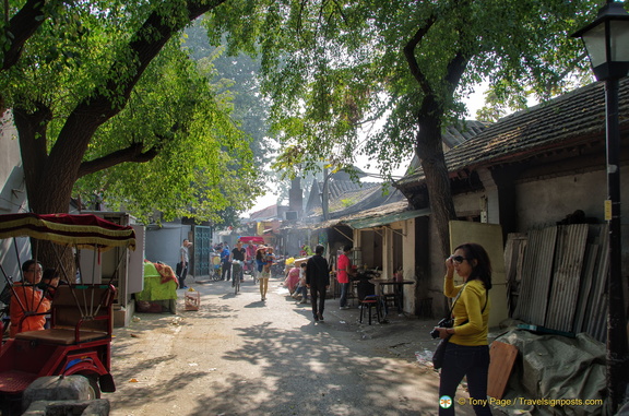 Exploring Beijing's hutong district