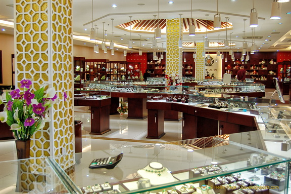 Jade Jewelry Showroom