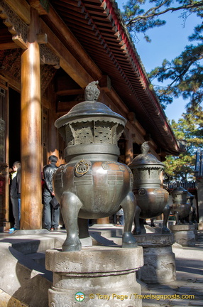 Chengde  Mountain Resort Incense Burners