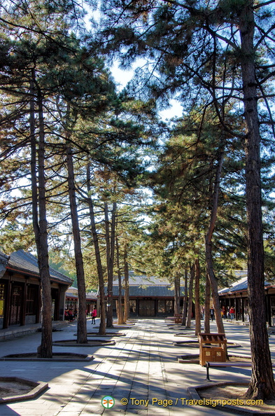 chengde-imperial-resort-AJP4279_6.jpg