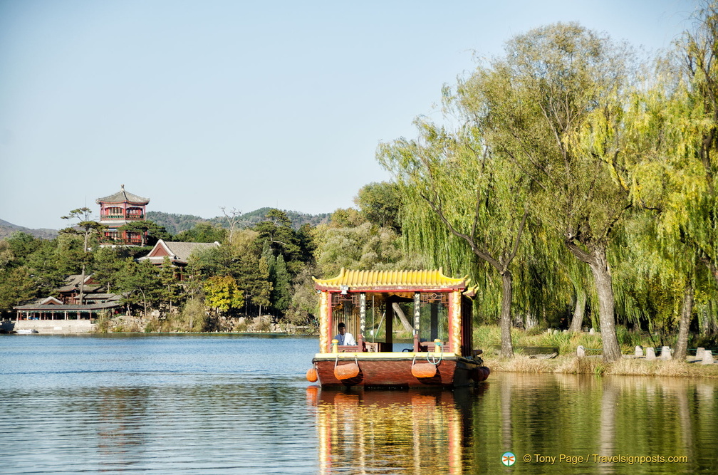 Chengde Mountain Resort Lake