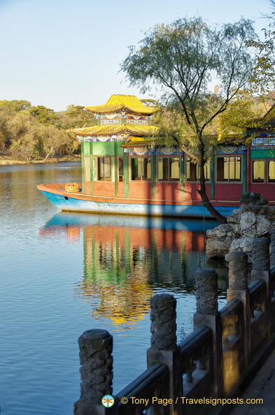 chengde-imperial-resort-AJP4334.jpg