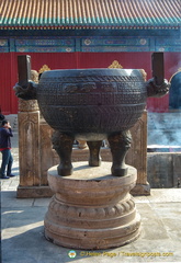 Puning Si Incense Burner