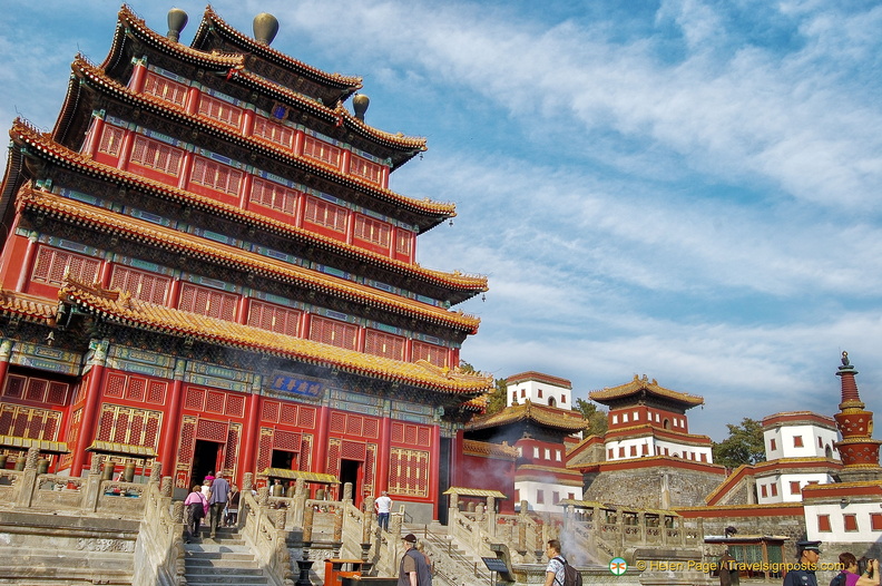 Mahayana Hall Houses the Big Buddha