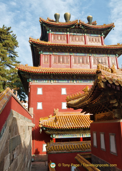 chengde-puning-temple-AJP4406.jpg