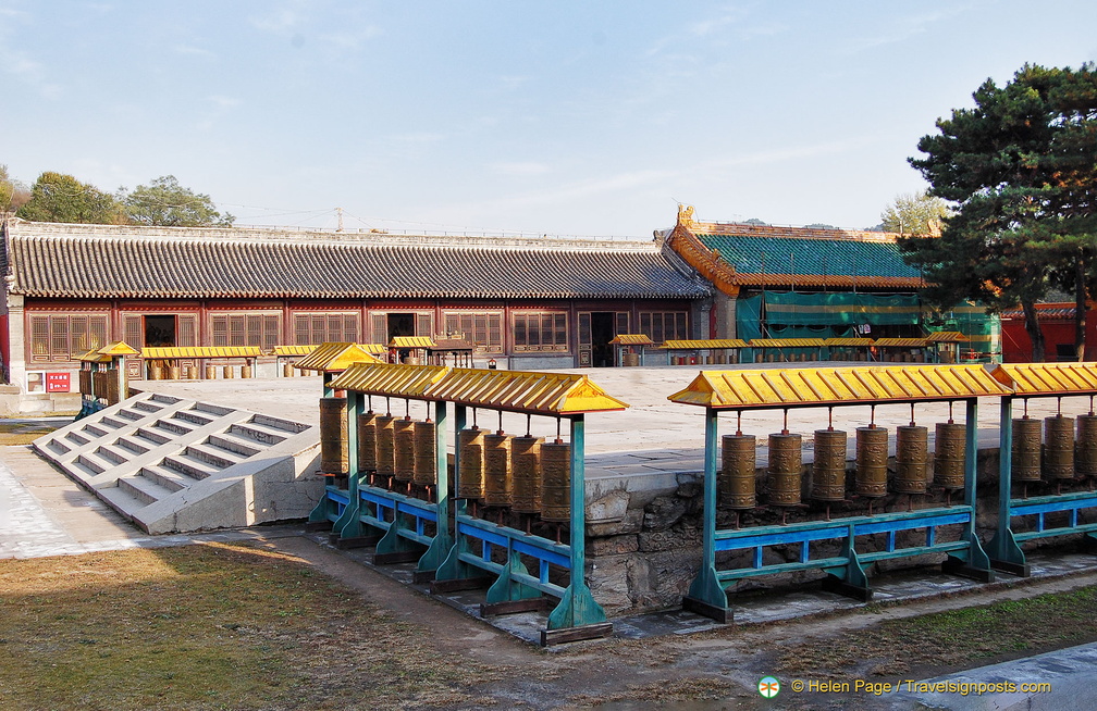 Puyou Si Halls and Prayer Wheels