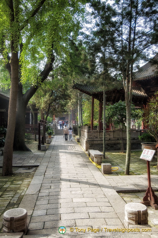 Great Mosque of Xi'an passageway