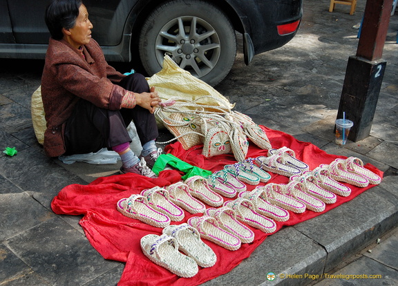 Beiyuanmen Muslim Market Sandal Vendor