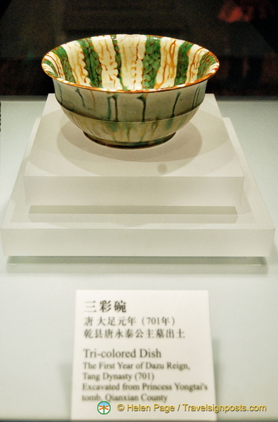 Tang Dynasty Tri-colour Bowl