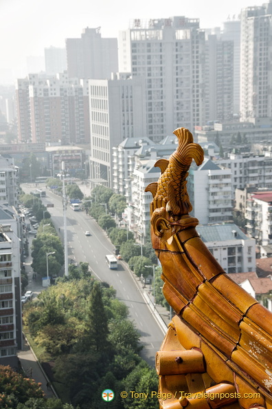 wuhan-yellow-crane-tower-AJP4981.jpg