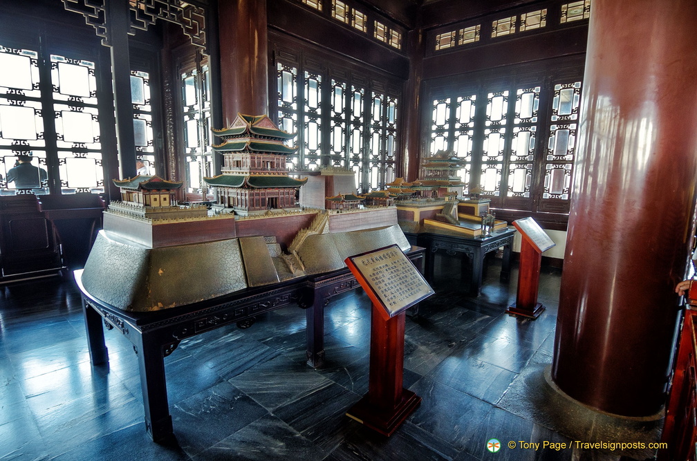 Yellow Crane Tower Exhibit