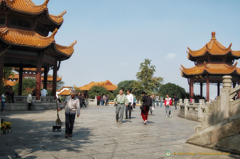 wuhan-yellow-crane-tower-DSC5613.jpg