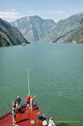 Cruising on the Yangtze