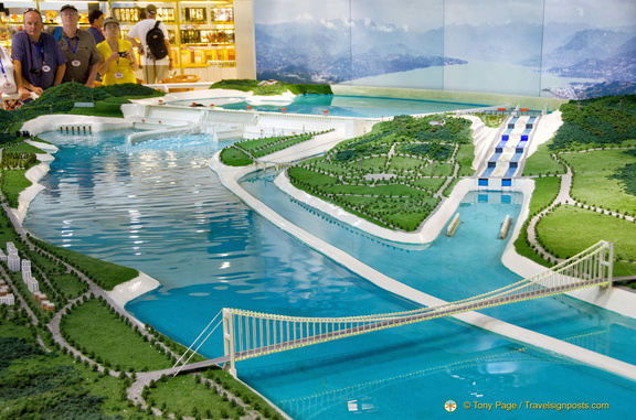 Three Gorges Dam and Ship Lock Model