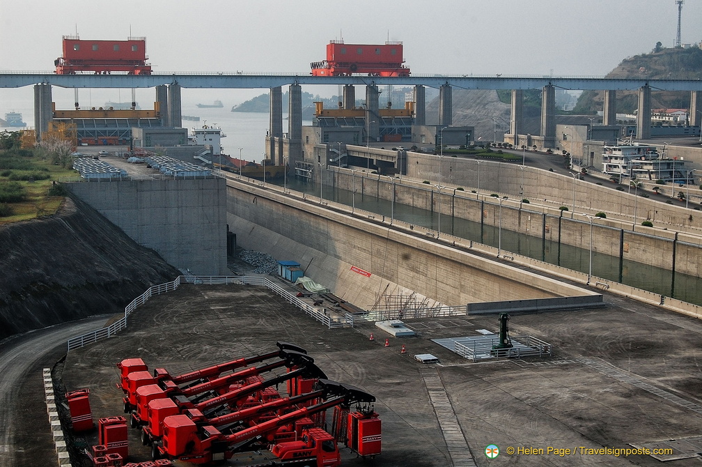 Three Gorges Dam Ship Lock Mechanism