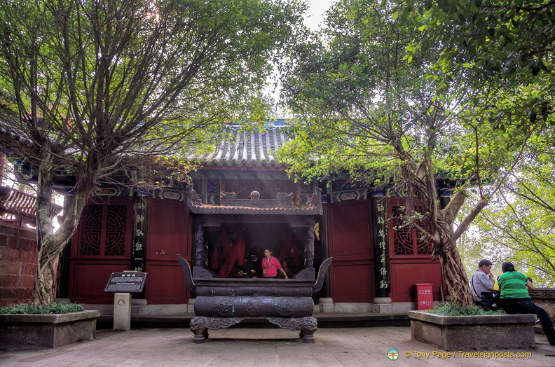 King of Medicine Hall Courtyard