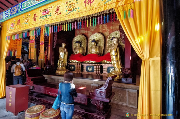 Buddhas in the Great Buddha's Hall