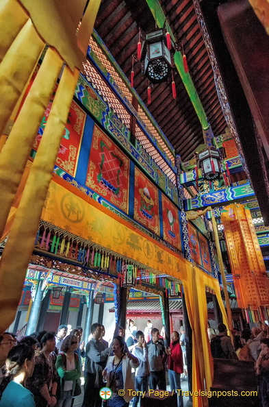 Great Buddha's Hall