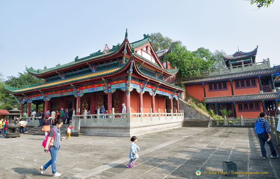 Courtyard of the Jade Emperor Hall