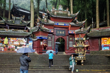 Mt Qingcheng Temple and Souvenir Shop