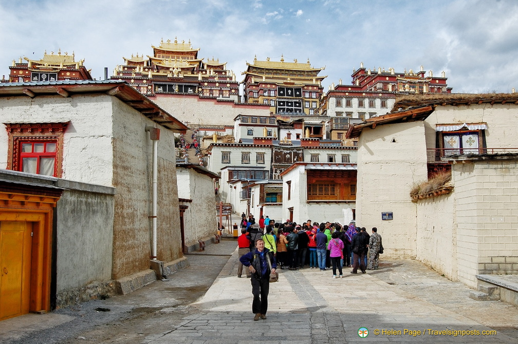 Tony Leaving the Ganden Sumtseling Monastery