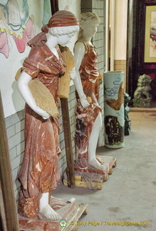 Roman figurines