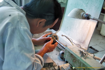 Chinese Jade - Craftsman at Work