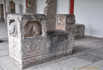Stone carvings at Small Wild Goose Pavilion