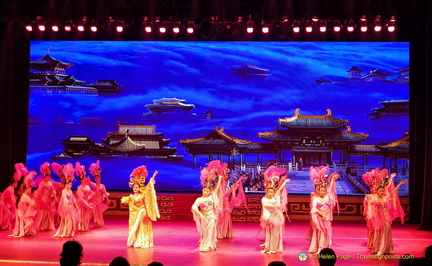 Colourful Tang Dynasty dances
