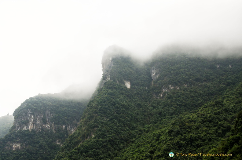 Peaks of Shennong Gorge