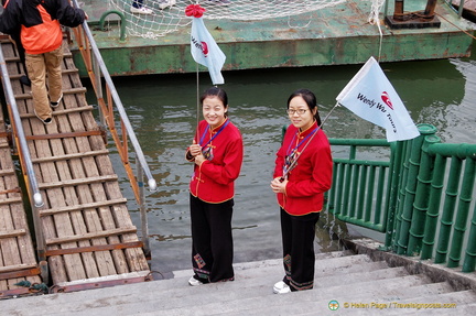 Local Guides from the Tujia Community